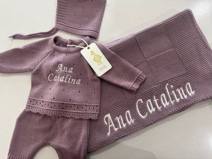 Newborn Bundle: Set and Blanket